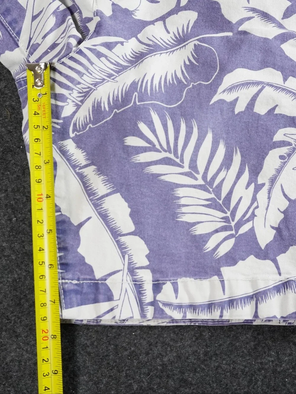 American Eagle Tropical Palm Print Chino Shorts Size 30